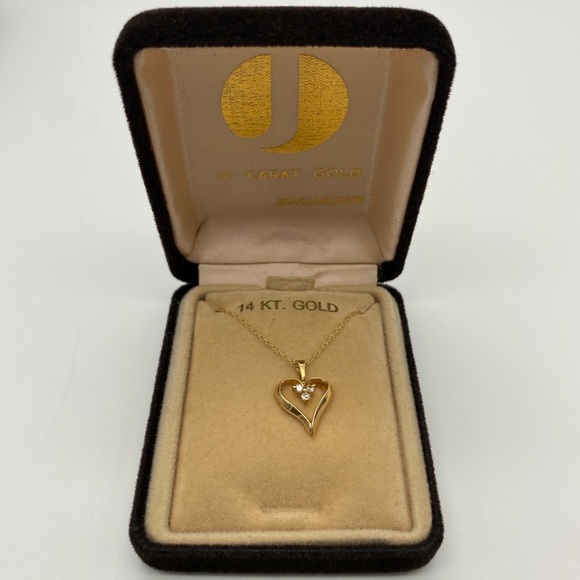 Jewelmont Jewelry 4k Yellow Gold Heart Pendant Necklace With 3 Diamonds 18 Chain Poshmark